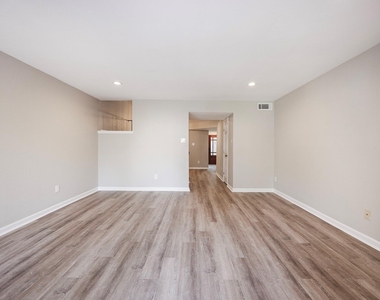 5005 Georgi Lane - Photo Thumbnail 21