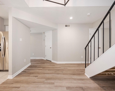 5005 Georgi Lane - Photo Thumbnail 5