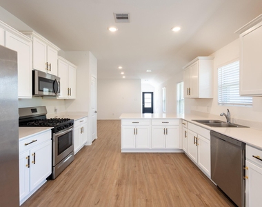 19396 Villa Mesa Dr - Photo Thumbnail 10