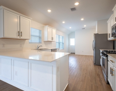 19396 Villa Mesa Dr - Photo Thumbnail 9