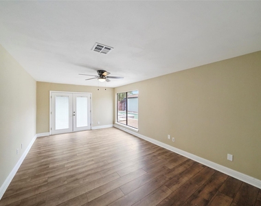 3602 Cobleskill Court - Photo Thumbnail 9