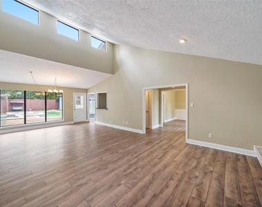 3602 Cobleskill Court - Photo Thumbnail 11