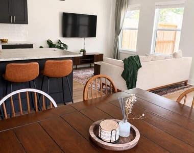 4309 Shelby Circle - Photo Thumbnail 3