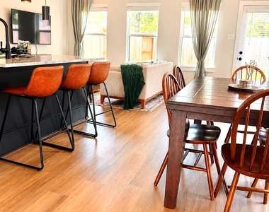 4309 Shelby Circle - Photo Thumbnail 2