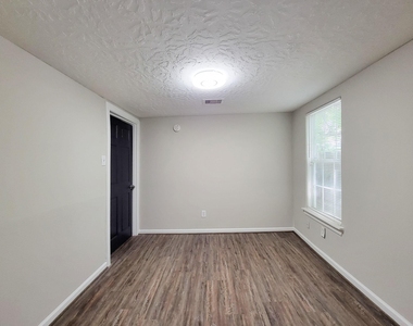 3416 Europa Street - Photo Thumbnail 18