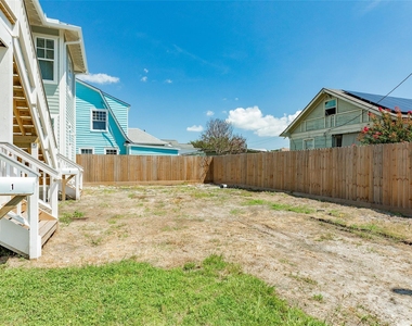 3228 Avenue R - Photo Thumbnail 24