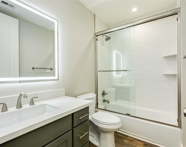 3228 Avenue R - Photo Thumbnail 17