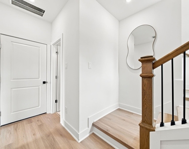 1648 W Tidwell Road - Photo Thumbnail 6