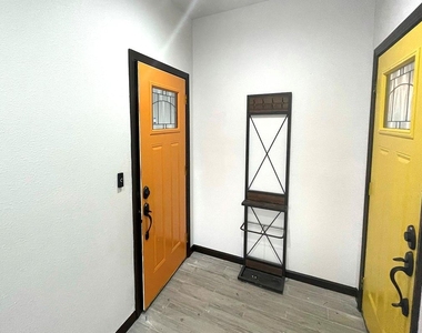 6510 Goforth Street - Photo Thumbnail 3
