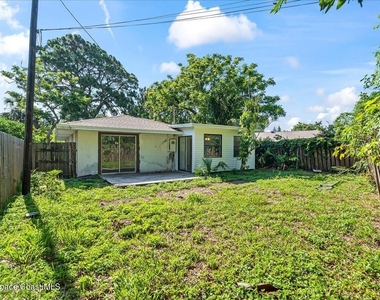 935 S Tropical Trail - Photo Thumbnail 23