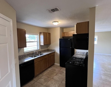 849 Tupelo Drive - Photo Thumbnail 3