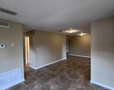 849 Tupelo Drive - Photo Thumbnail 2