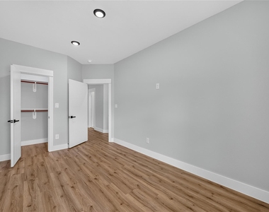 1836 Ferguson Way Street - Photo Thumbnail 9
