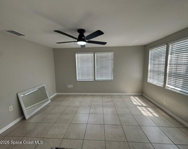 1841 Baldwin Street - Photo Thumbnail 10