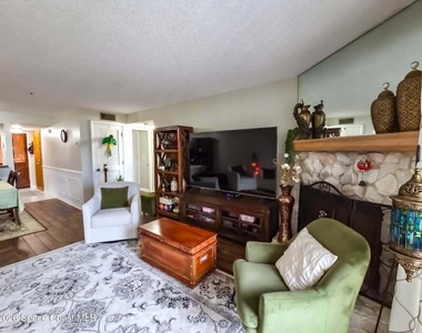 3321 Kirkland Road Ne - Photo Thumbnail 4