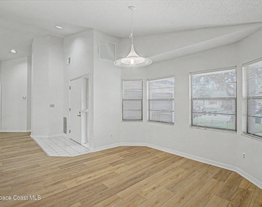 3474 Floral Palm Boulevard - Photo Thumbnail 8