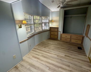 113 Sunset Drive - Photo Thumbnail 10
