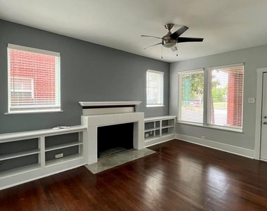 1207 W Gray Street - Photo Thumbnail 2