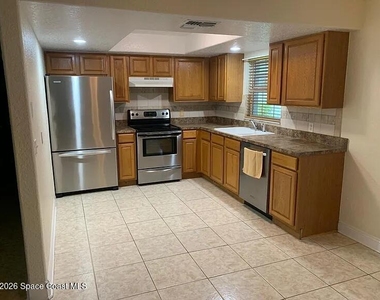 1651 Saint Street Se - Photo Thumbnail 6