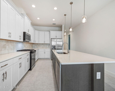 2988 Pangea Circle - Photo Thumbnail 18