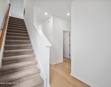 4374 Masthead Avenue - Photo Thumbnail 5