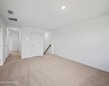 4374 Masthead Avenue - Photo Thumbnail 16