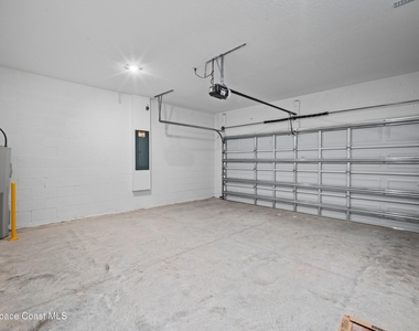 4374 Masthead Avenue - Photo Thumbnail 29