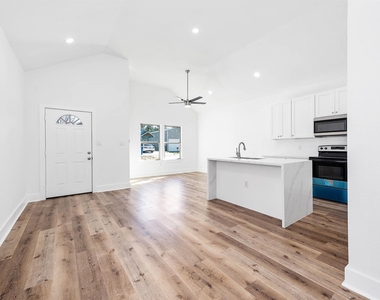 16978 W Hammon - Photo Thumbnail 6
