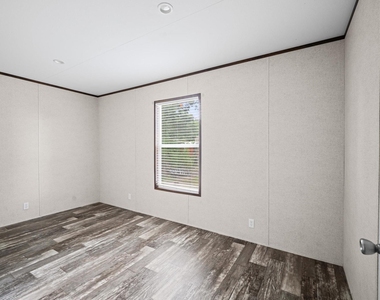 423 Silliman Street - Photo Thumbnail 6