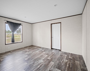423 Silliman Street - Photo Thumbnail 8
