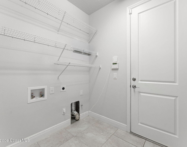 7440 Jazero Place - Photo Thumbnail 25