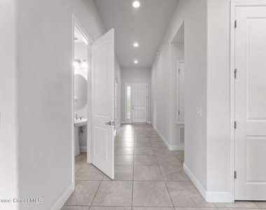 7440 Jazero Place - Photo Thumbnail 17