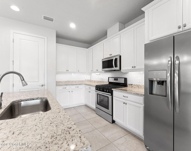 7440 Jazero Place - Photo Thumbnail 4
