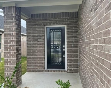 7443 French Quarter Court - Photo Thumbnail 1
