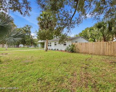 2267 Robinhood Drive - Photo Thumbnail 1
