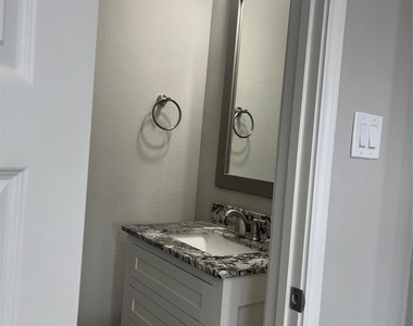 2331 Paul Quinn Street - Photo Thumbnail 6