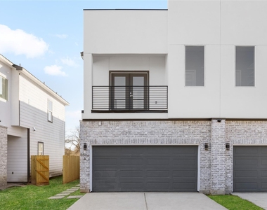 5502 Pershing Street Unit A - Photo Thumbnail 1
