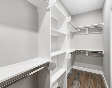 5502 Pershing Street Unit A - Photo Thumbnail 23