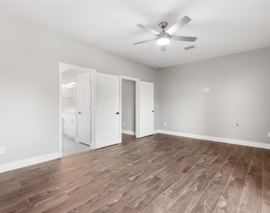 5502 Pershing Street Unit A - Photo Thumbnail 19