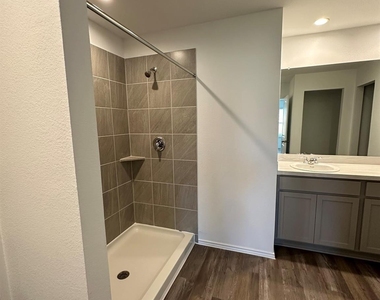 16962 Twisted Seagrass Lane - Photo Thumbnail 13