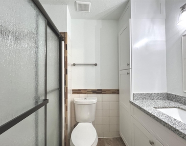 947 Grand Junction Drive - Photo Thumbnail 21