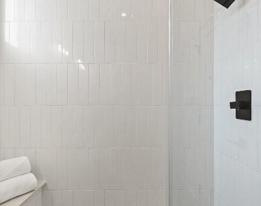 401 North Bluff Road - Photo Thumbnail 15