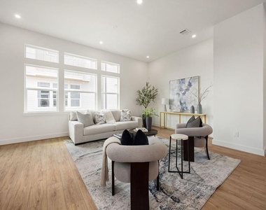1713 Mary Street - Photo Thumbnail 11