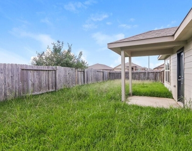 8102 Rose Petals Lane - Photo Thumbnail 14