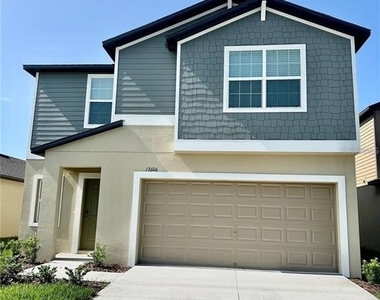 17606 Happytrails Street - Photo Thumbnail 1