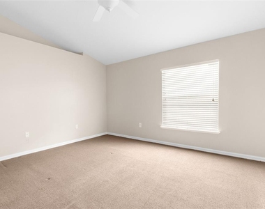 3220 Bellericay Lane - Photo Thumbnail 17