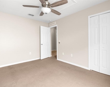 3220 Bellericay Lane - Photo Thumbnail 12