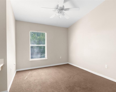 3220 Bellericay Lane - Photo Thumbnail 20