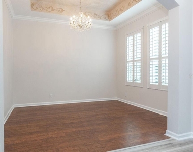 107 Curry Rise Court - Photo Thumbnail 11