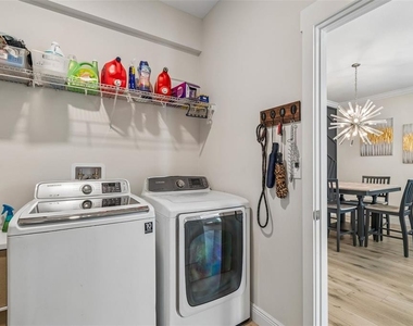 1901 W Cluster Avenue - Photo Thumbnail 45